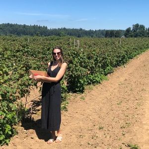 Meet your Posher, Carlie